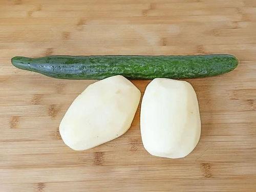 吃土豆还是吃瓜01,吃土豆还是吃瓜，谁才是你的味蕾之选？